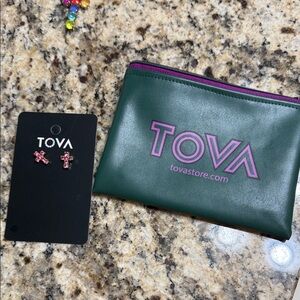 TOVA stud earrings - beautiful pink - check my closet for matching necklace